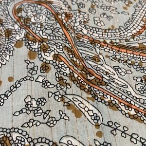 Anthropologie scarf like new